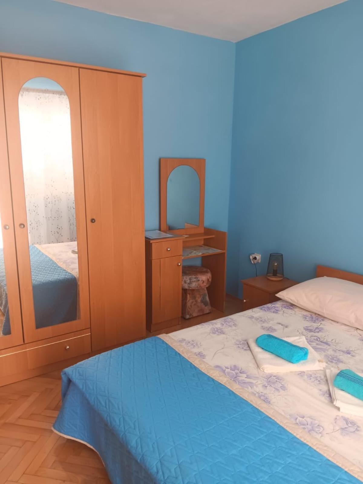 Apartman Tisno Appartement Buitenkant foto